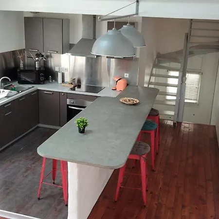 Loft Coeur De La Place Des 5 Cantons Apartamento *